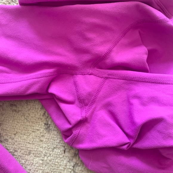 Fabletics Medium - Picture 3 of 3